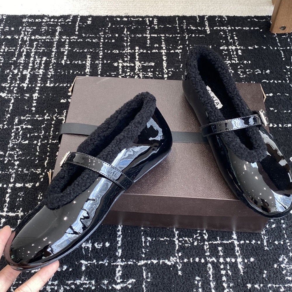 Alaia Black Fleece-Lined Mary Jane Shoes - Picture 6 of 8